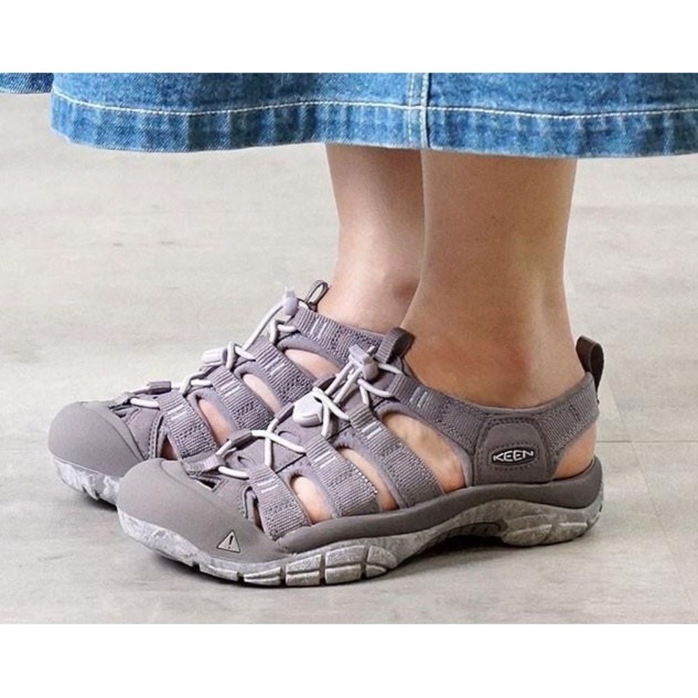 Keen Newport H2 Waterproof Closed Toe Sandals Size 10.5 Shark Swirl Water Hiking